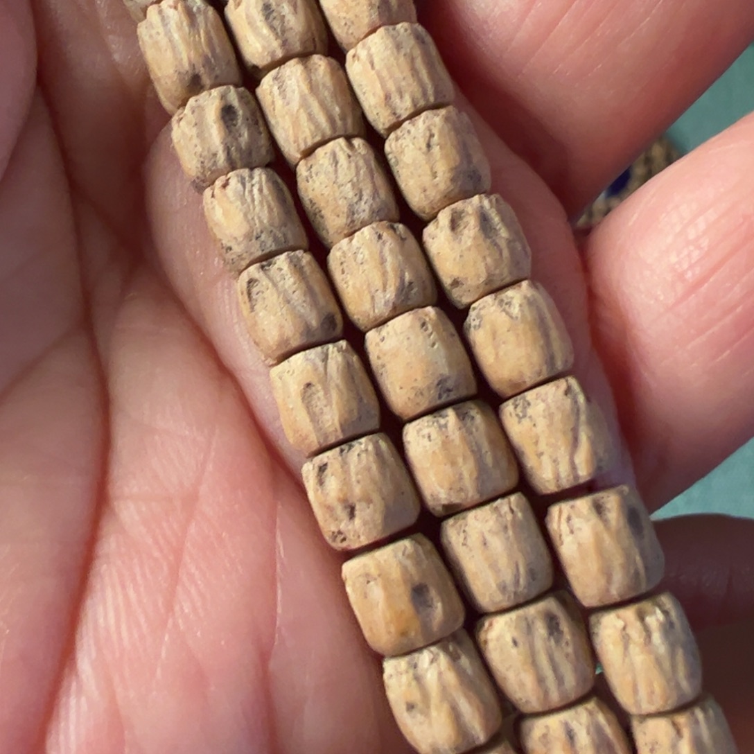 吊坠柏香籽/百香籽F455