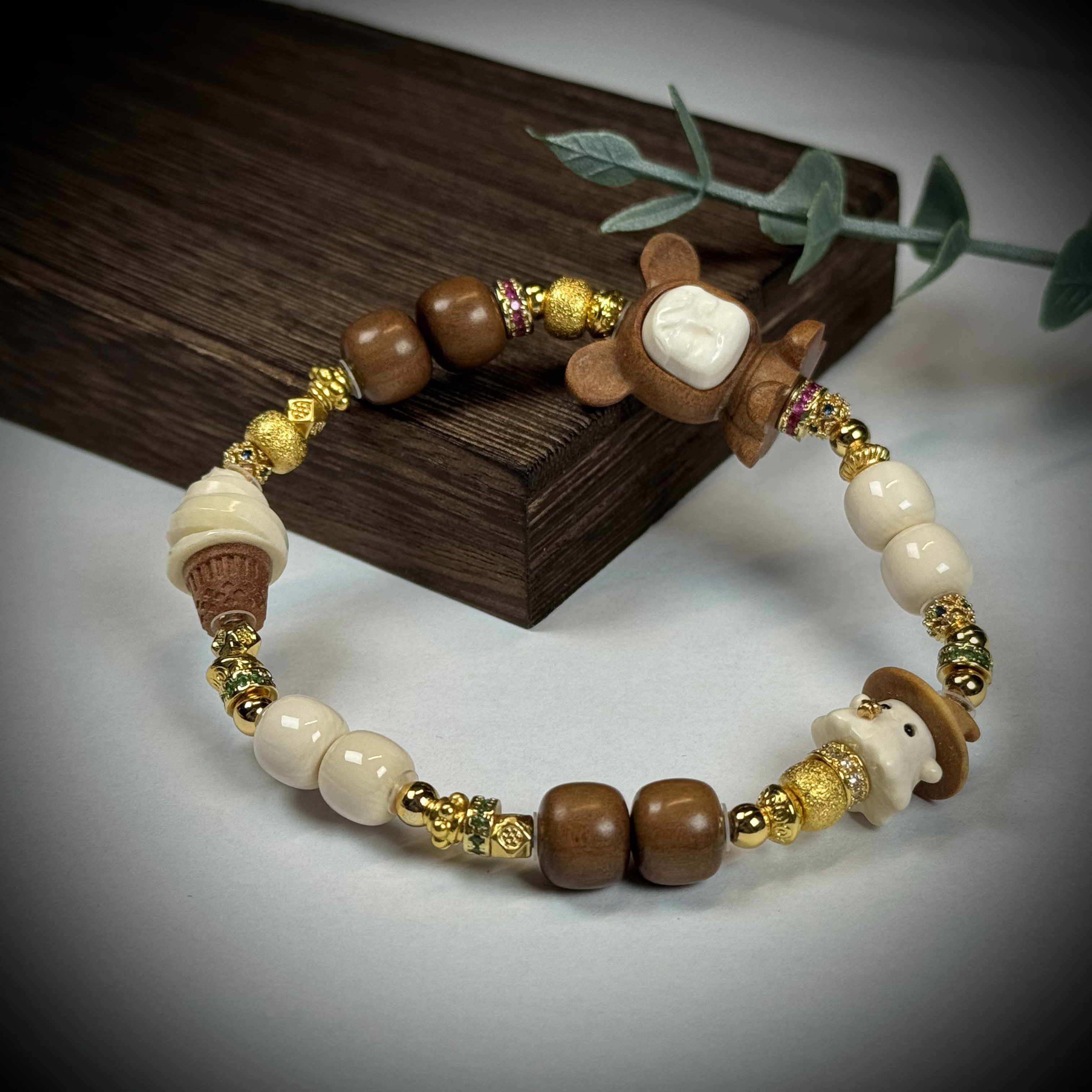 Q42-18天然猛犸牙 设计款手链  一物一图假一罚十