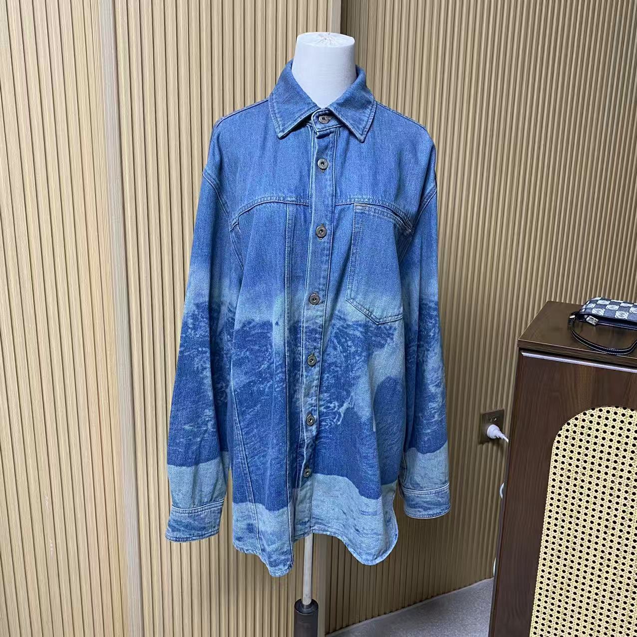 95新 LOEWE/罗意威 罗意威牛仔外套/46码/70290146
