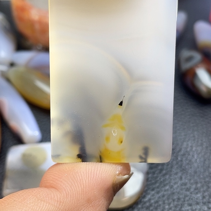 黑***哥玛瑙/玉髓未镶嵌颈饰