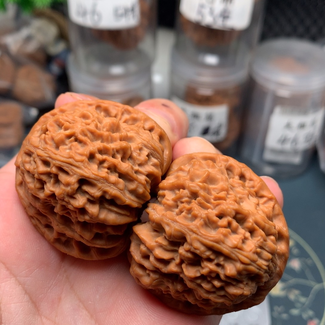 【闪购商品】文玩核桃吊坠42-8393-02