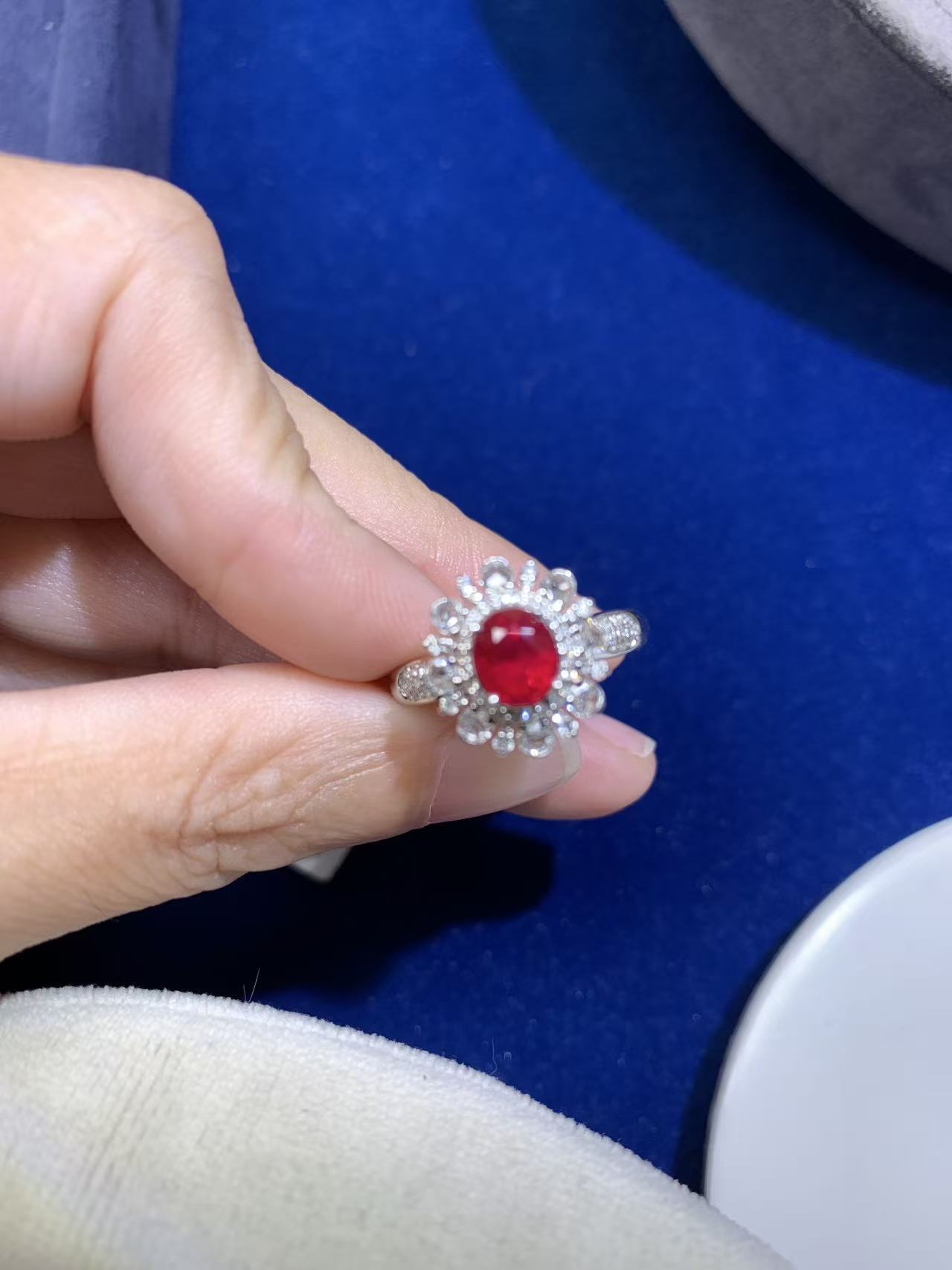 有烧红宝石戒指1.03CT