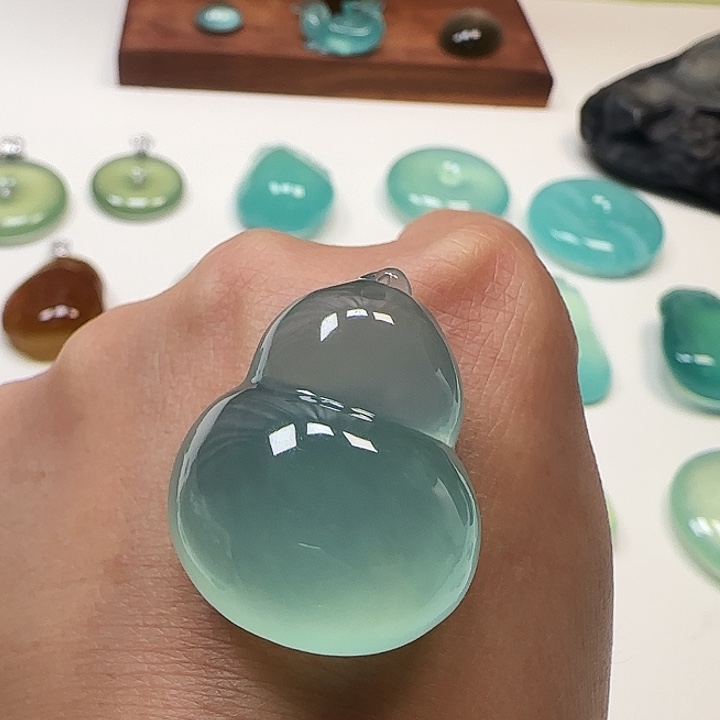 岫玉未镶嵌吊坠(不含链)