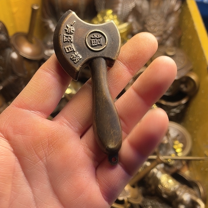 诚信经营铜器摆件