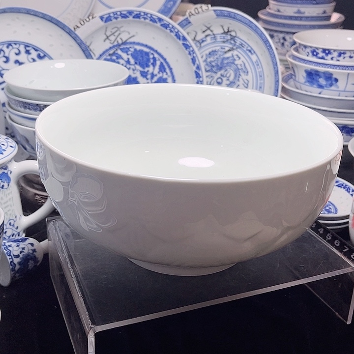 碗隐青雕塑荷花九寸汤碗