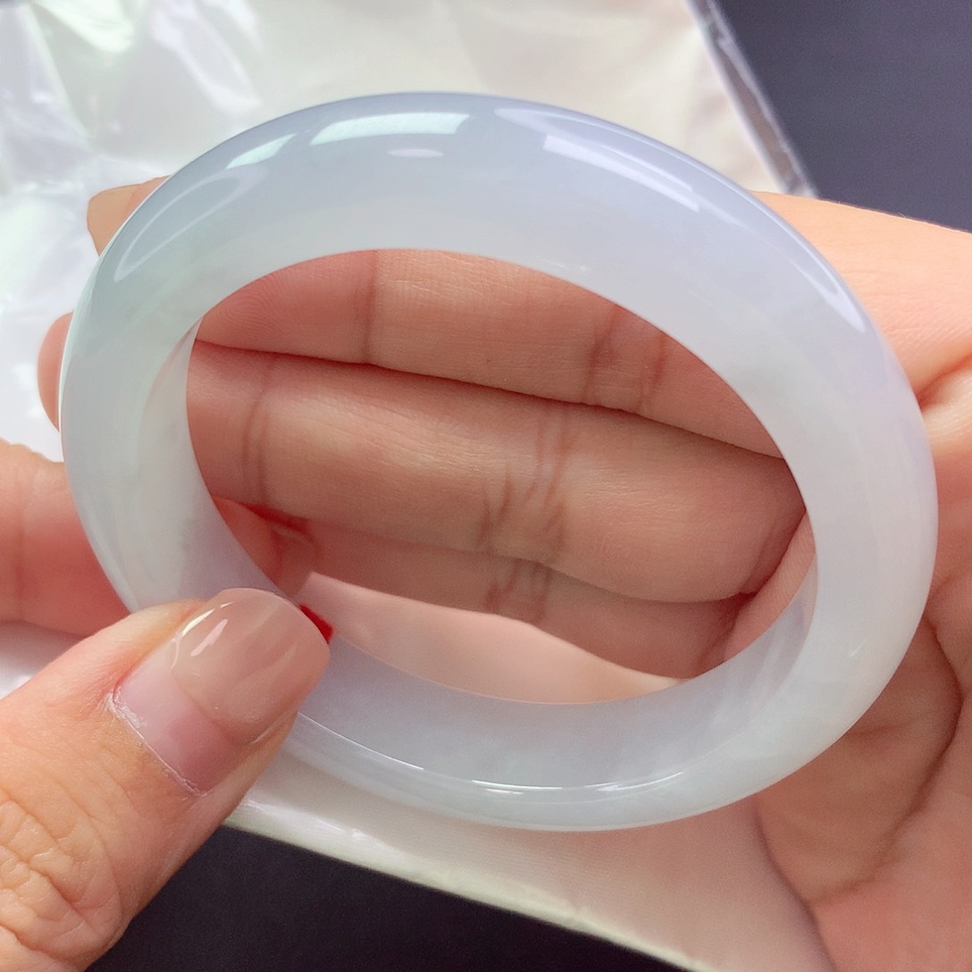 【闪购商品】未镶嵌手镯翡翠a 13010