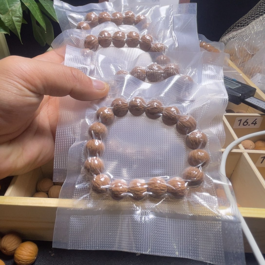 手串文玩核桃猴头凤羽