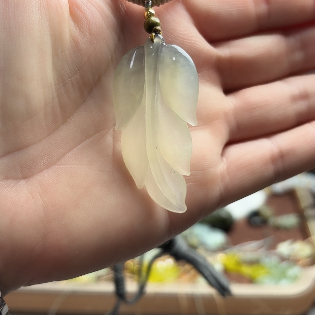 蛇纹石玉合金颈饰