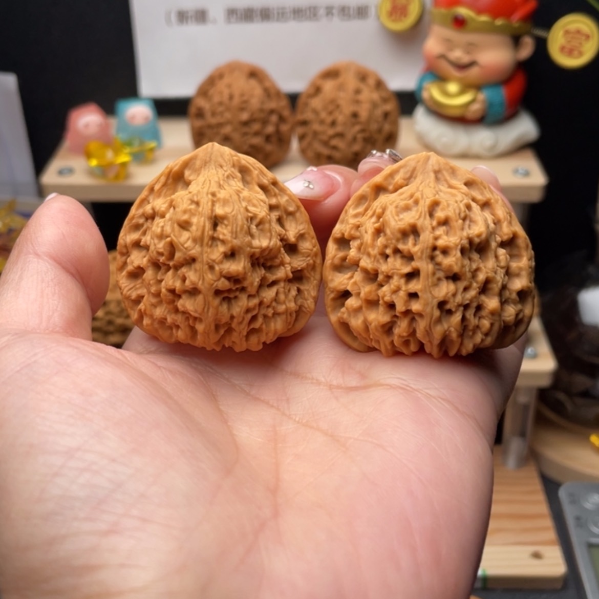 【闪购商品】核桃等腰三角