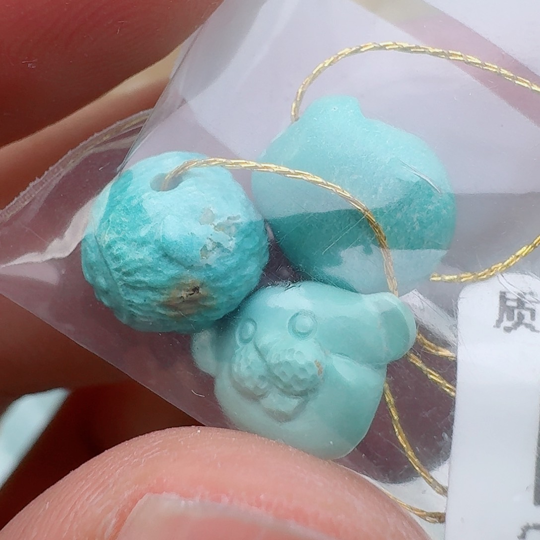 南红玛瑙配饰未镶嵌