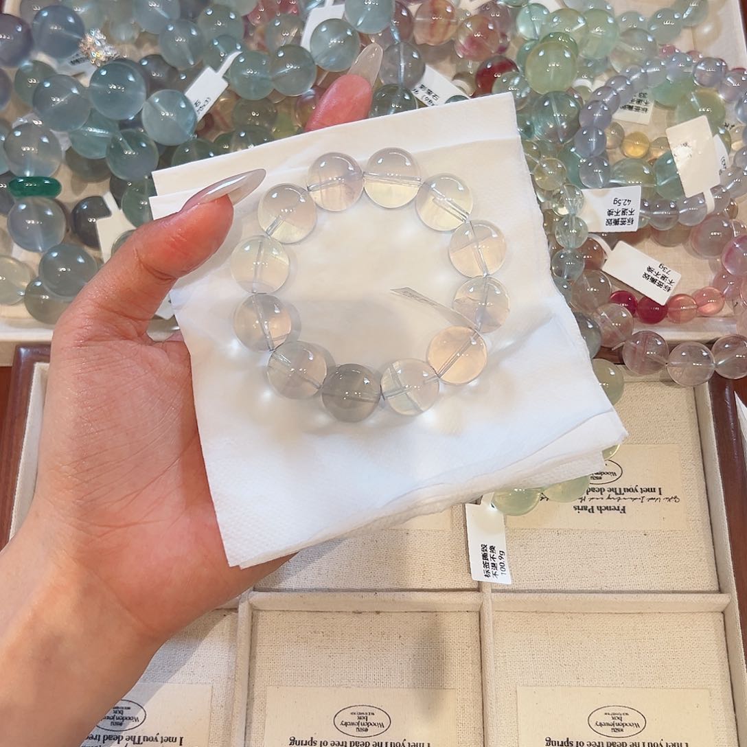 水晶手链未镶嵌B****?48小时鉴赏