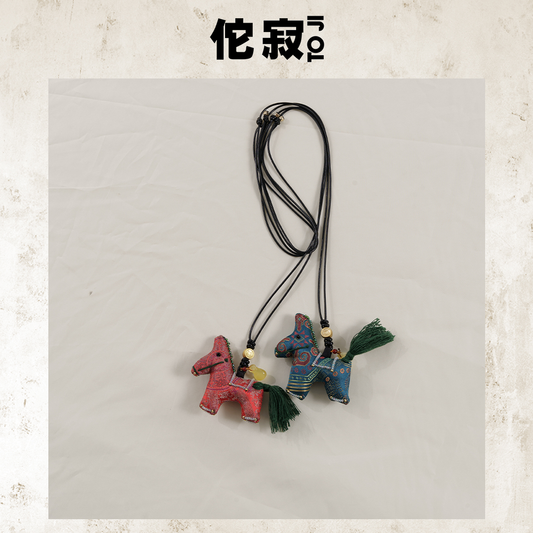 非金属布艺项链 宋锦小马项链TAP1Z142