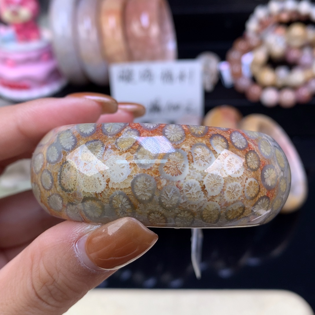 硅化珊瑚（珊瑚玉）未镶嵌吊坠(赠链)晚场福利五折51.9口（35号）