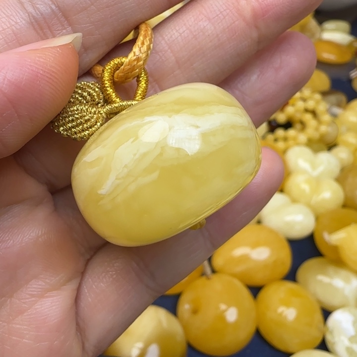 蜜蜡未镶嵌颈饰天然蜜蜡