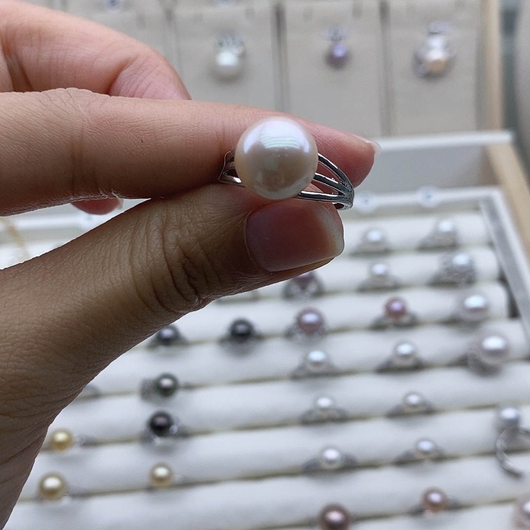 章****未镶嵌淡水珍珠戒指