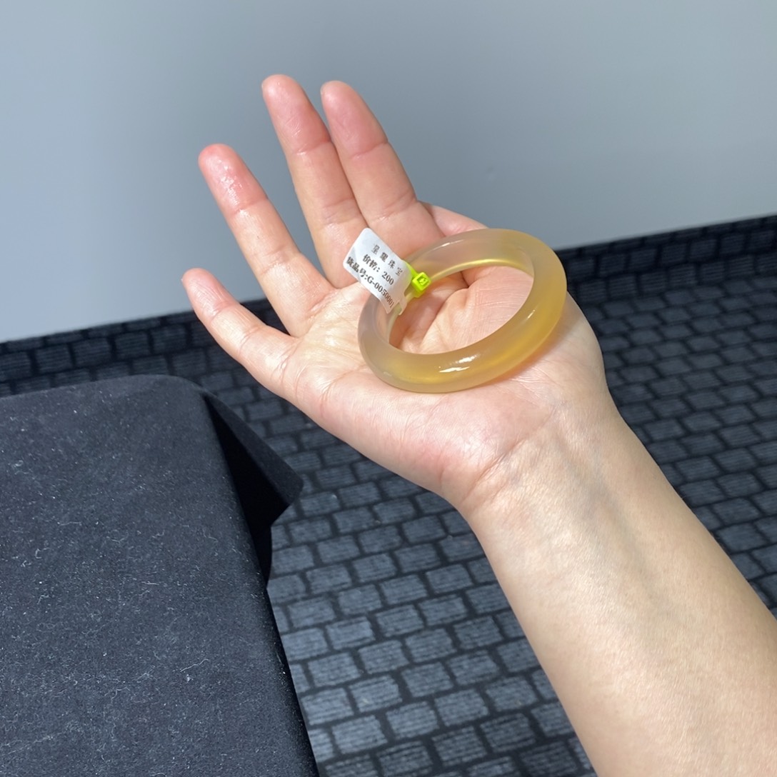 玛瑙/玉髓手镯未镶嵌