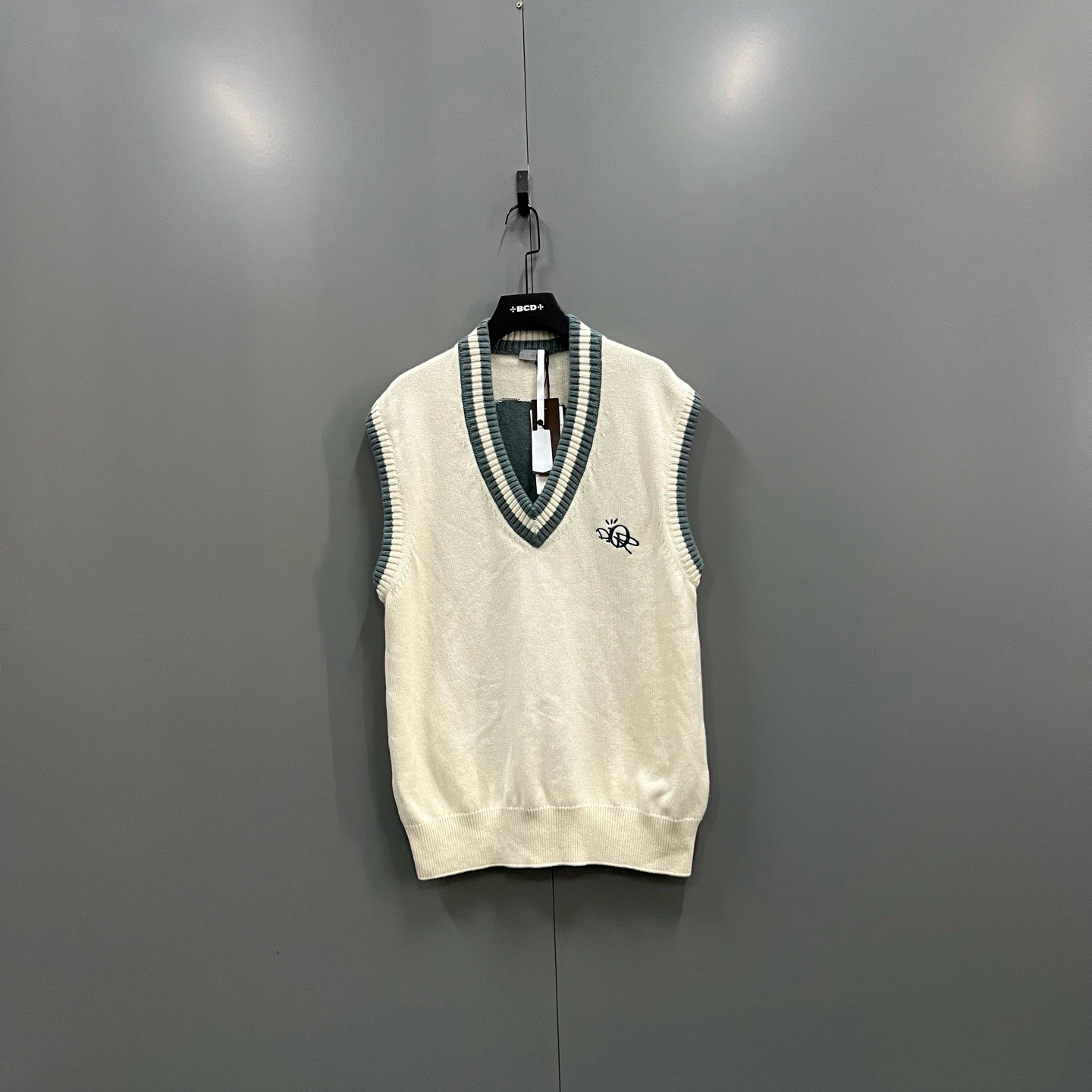 未使用 DIOR/迪奥 (ll) 背后抽象人脸针织马甲 M L 019291