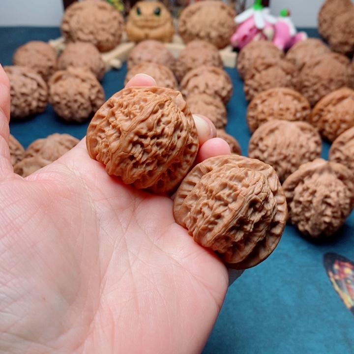 把件文玩核桃三角白38