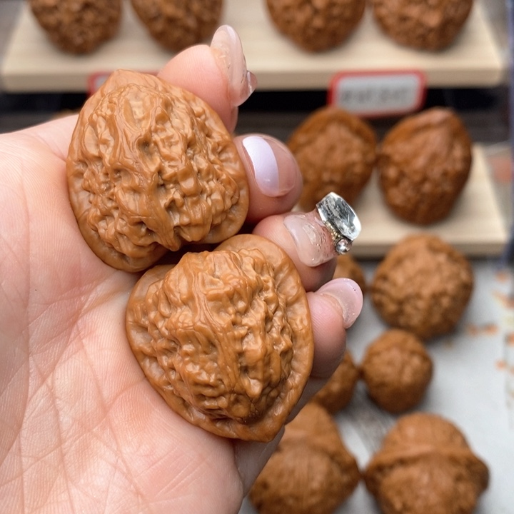 核桃把件金三角核桃28