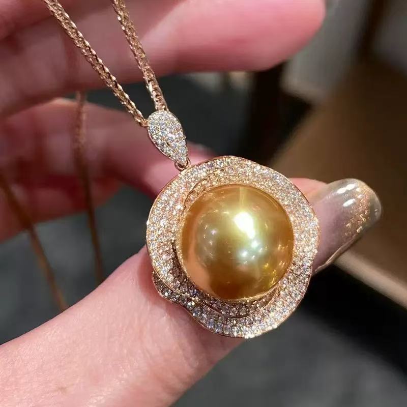 【绍兴龙华】大点位金色轻奢气质项链法式s9040