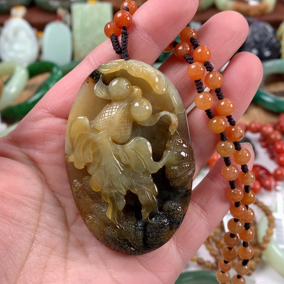 岫玉颈饰未镶嵌吊坠