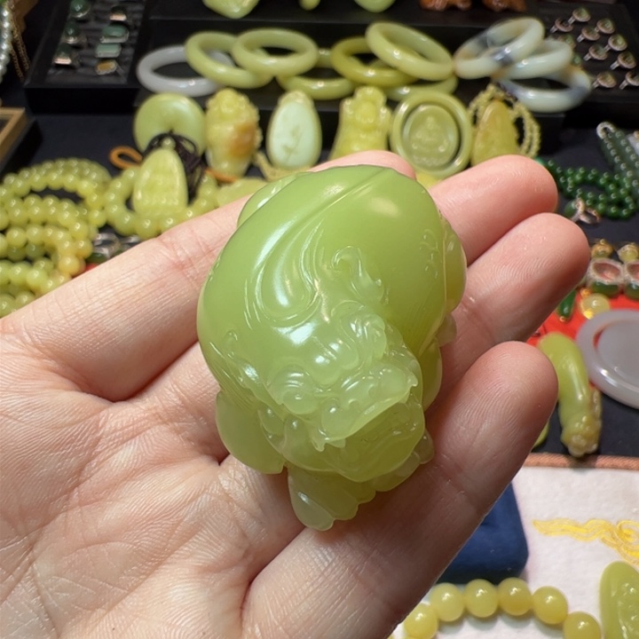 和田玉（黄玉）颈饰未镶嵌