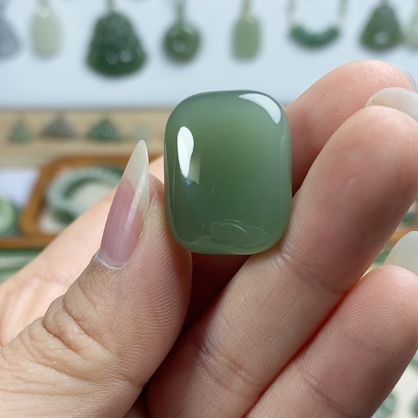 【闪购商品】颈饰未镶嵌和田玉