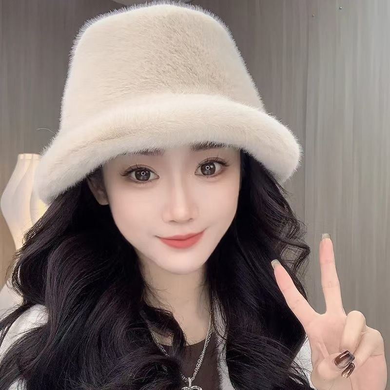 时尚百搭好看的毛毛渔夫帽子