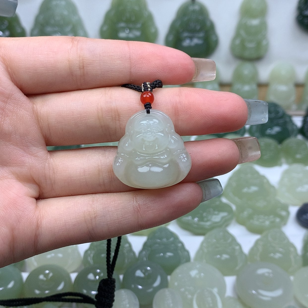 【闪购商品】颈饰未镶嵌和田玉