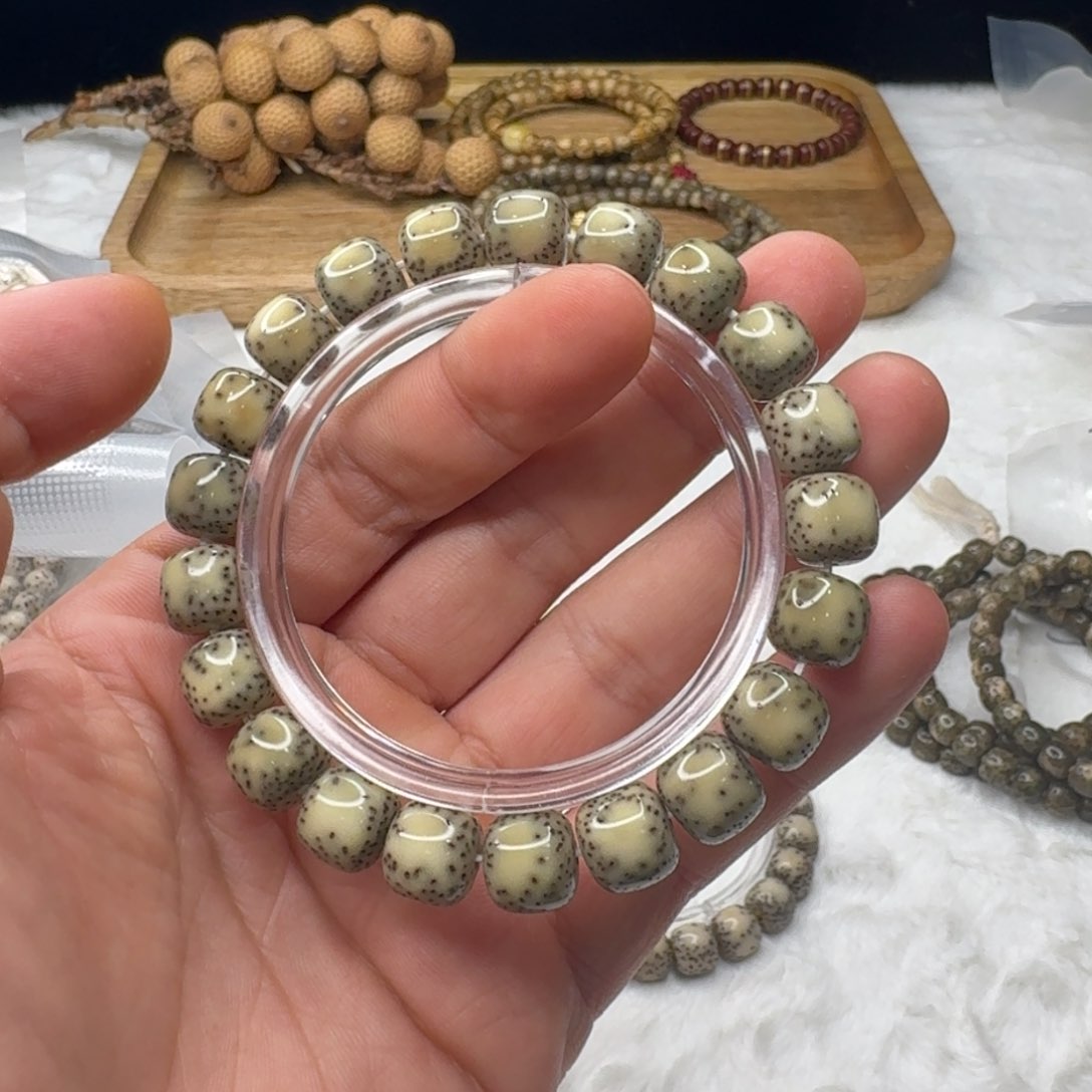 星月菩提手串双留白