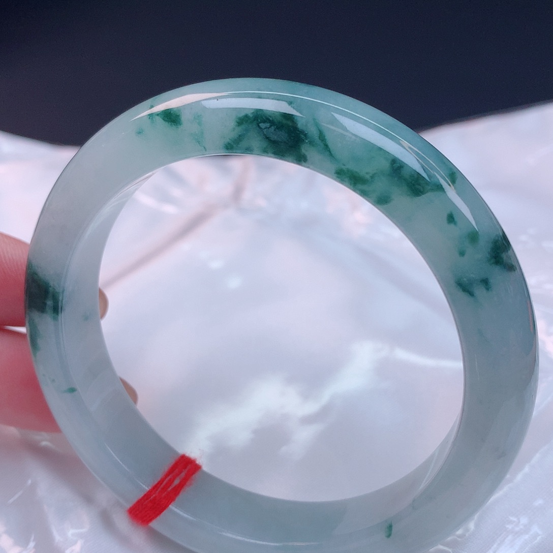 【闪购商品】未镶嵌手镯翡翠58