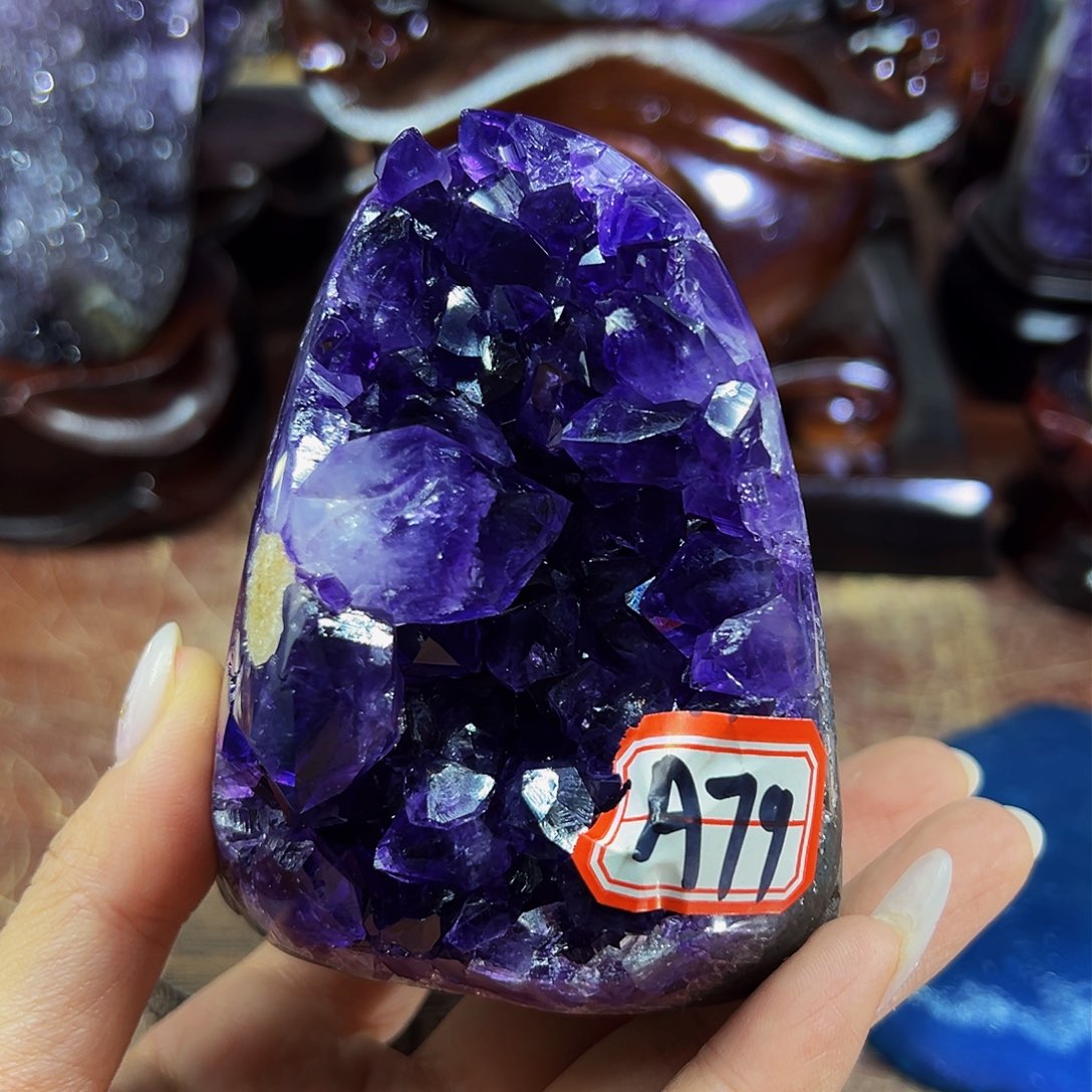 水晶大型摆件未镶嵌