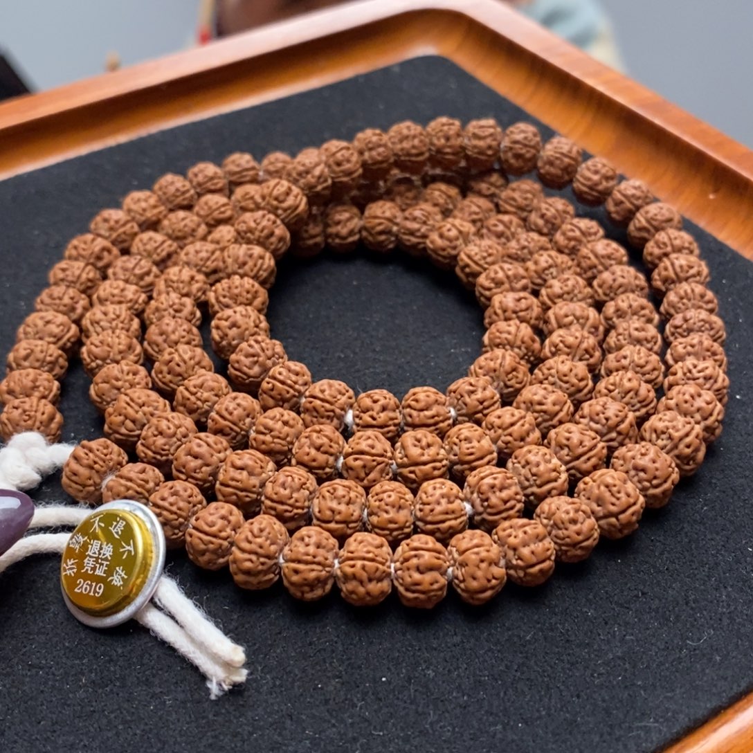 张***奇金刚菩提吊坠老树王108