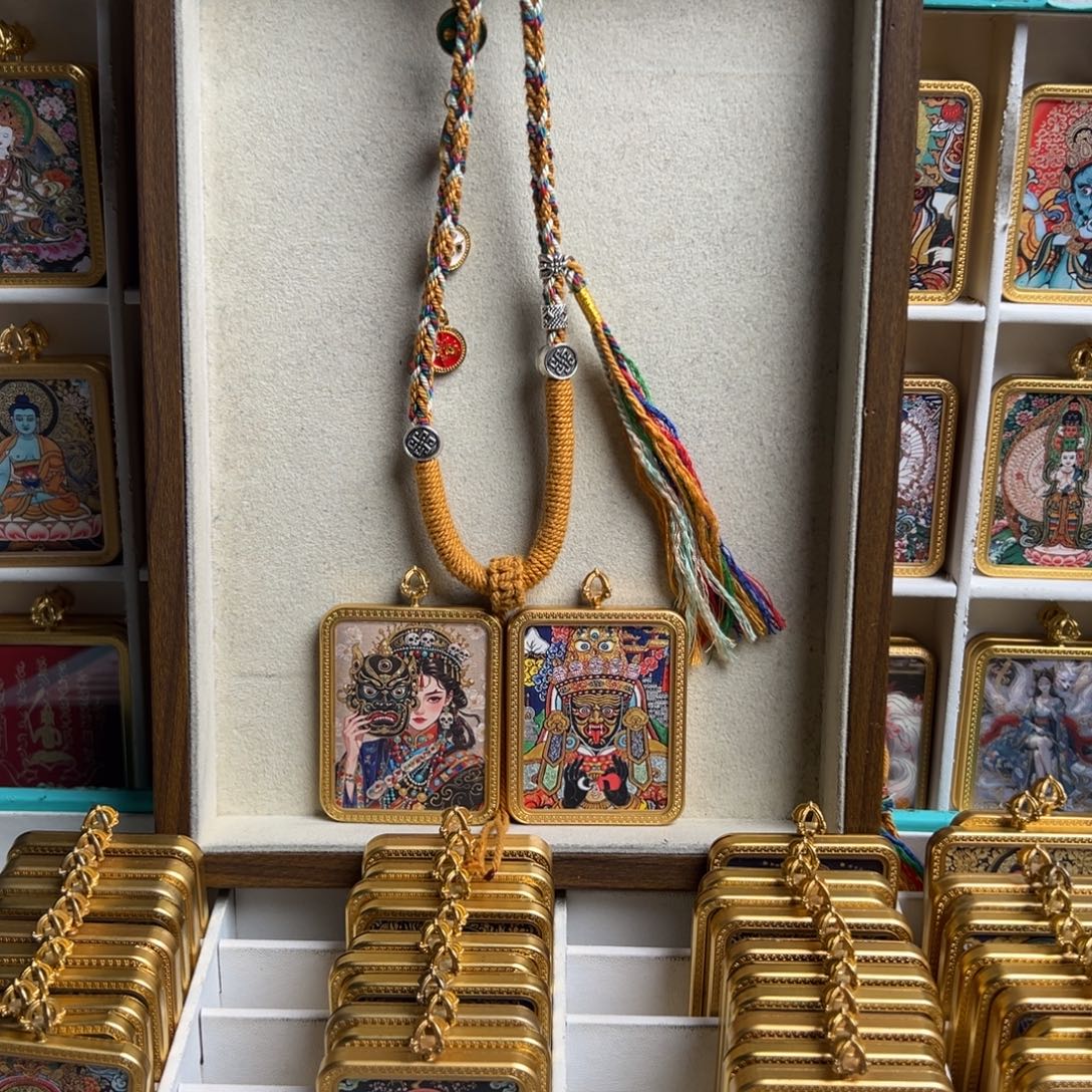 无***颜吊坠双面定制扎基拉姆