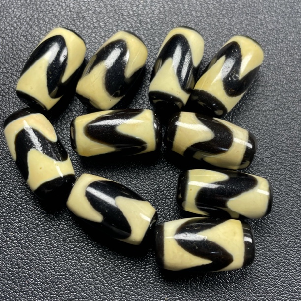 天然玛瑙珠子 品相完好 手工老料打造质感十足多样性发货拍一发一