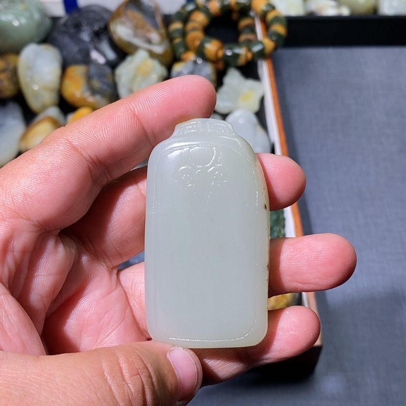 【闪购商品】和田玉颈饰未镶嵌小***了