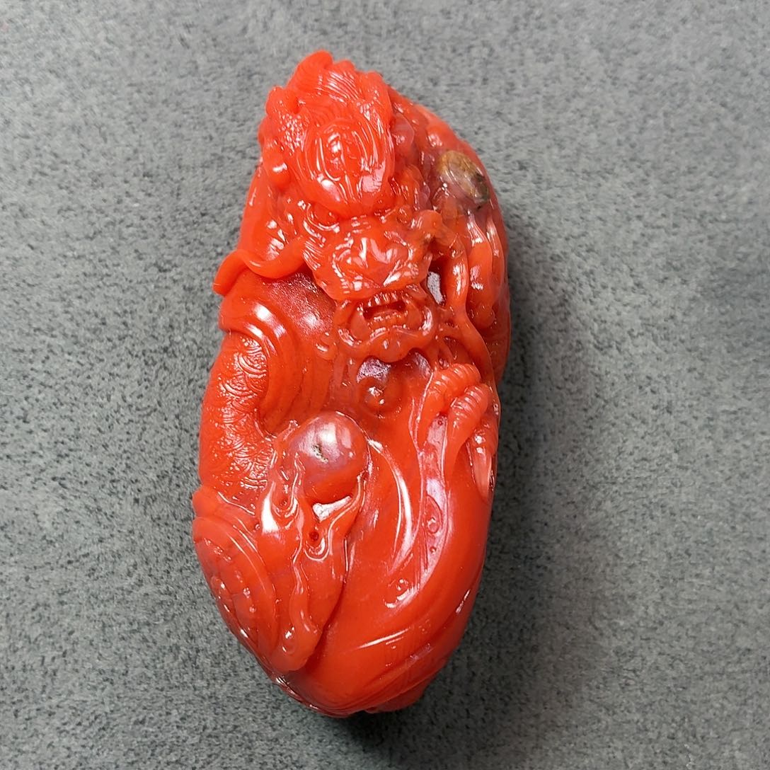 南红玛瑙未镶嵌龙牌