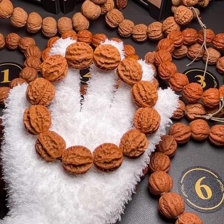 文玩核桃手串龙脊