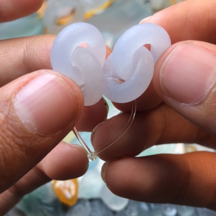 定制翡翠未镶嵌挂件