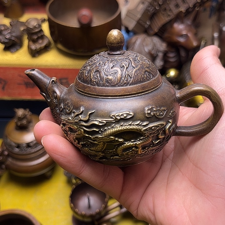 精美铜器点击下单