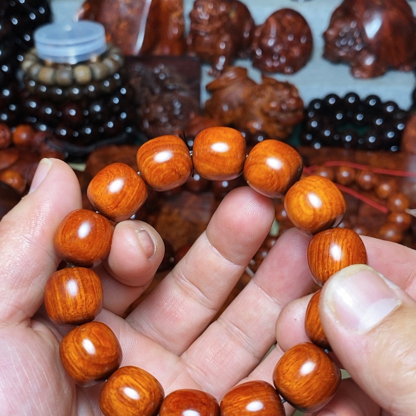 【闪购商品】檀香紫檀（小叶紫檀）