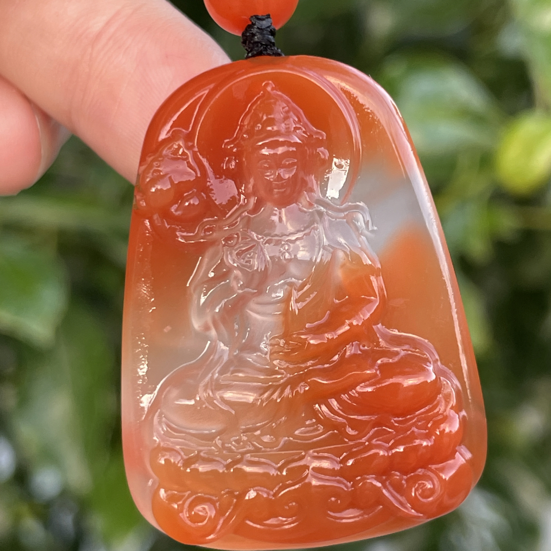 精品南红大势至吊坠，特色冰飘，非常漂亮，尺寸32x42x9mm