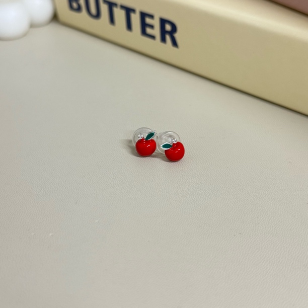 芽怼怼(高高) 耳钉 韩系红苹果小耳钉