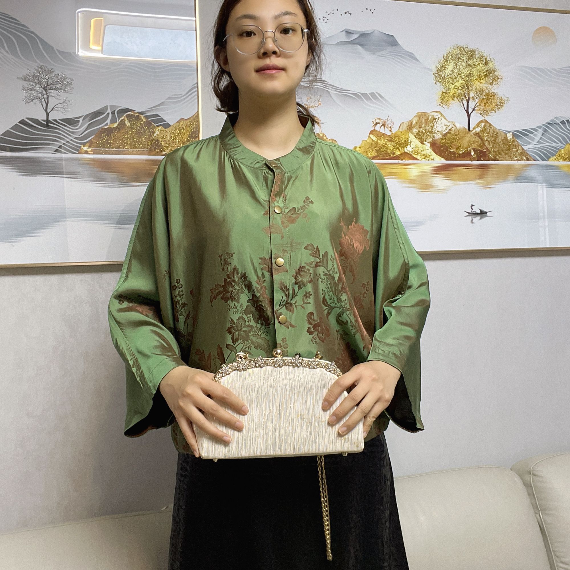 044【阿杰专属】新款轻奢减龄时尚百搭满印提花双面穿外套