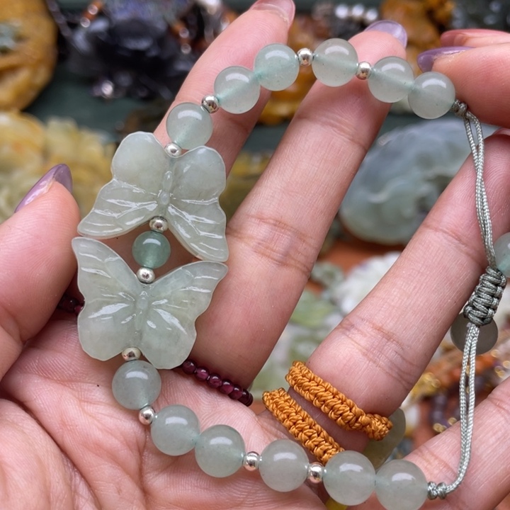 蛇纹石玉未镶嵌吊坠