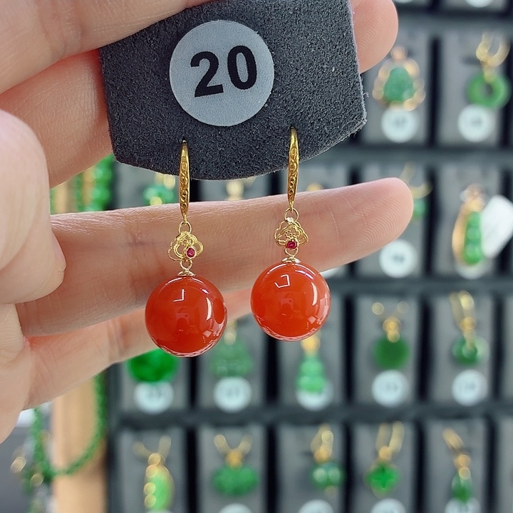 南红玛瑙18K金镶嵌耳饰