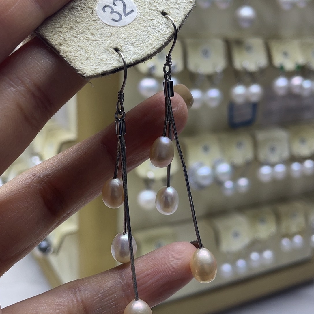 淡水珍珠银S925镶嵌耳饰