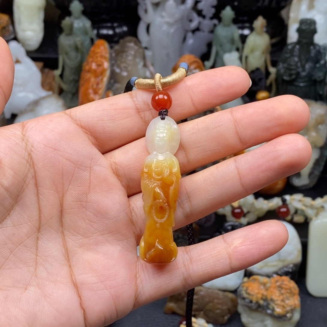 和田玉颈饰未镶嵌木*