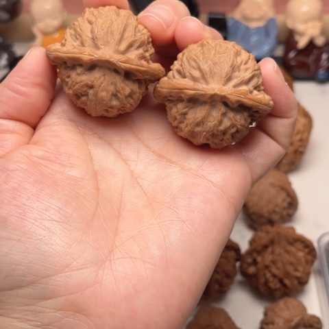 文玩核桃吊坠宫灯