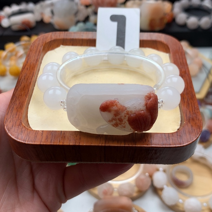 石英质玉手链未镶嵌